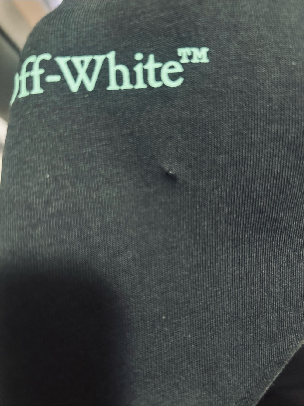 Off-White Black Short-Sleeve Tee with Mint Green Arrow Motif - Picture 4 of 4